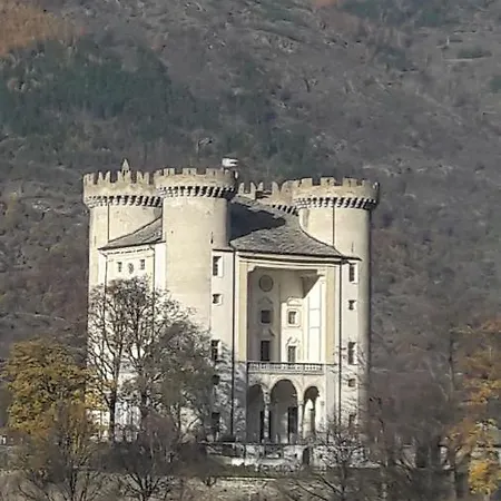 Mansarda Le Chateau Apartamento Aymavilles